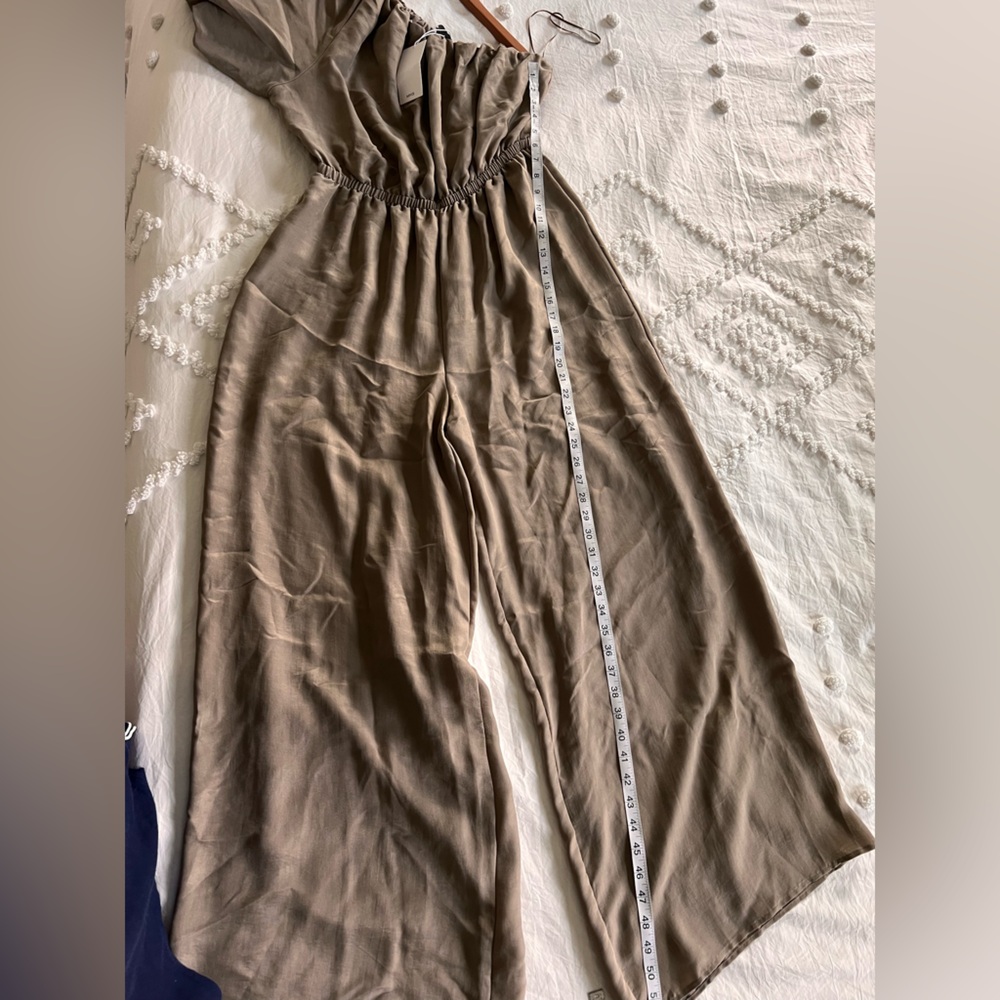 MANGO One-Shoulder Asymmetrical Taupe Wide Leg Jumpsuit BNWT Size L - Picture 8 of 8
